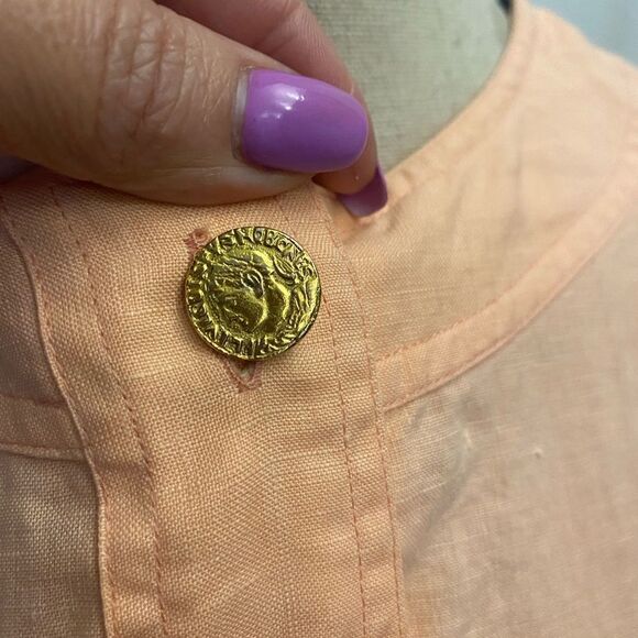 Yves Saint Laurent 100% linen peach colour buttoned blouse, size 40(M) - Picture 3 of 9